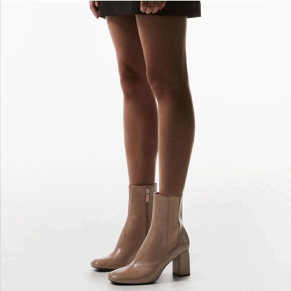 Zara Patent Leather Boots - Picture 1 of 8
